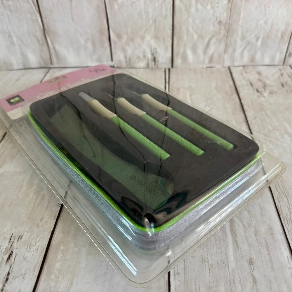 Cricut Tools Basic Tool Kit 29-0004 Provo Craft Green 7pc Set New Sealed 2006